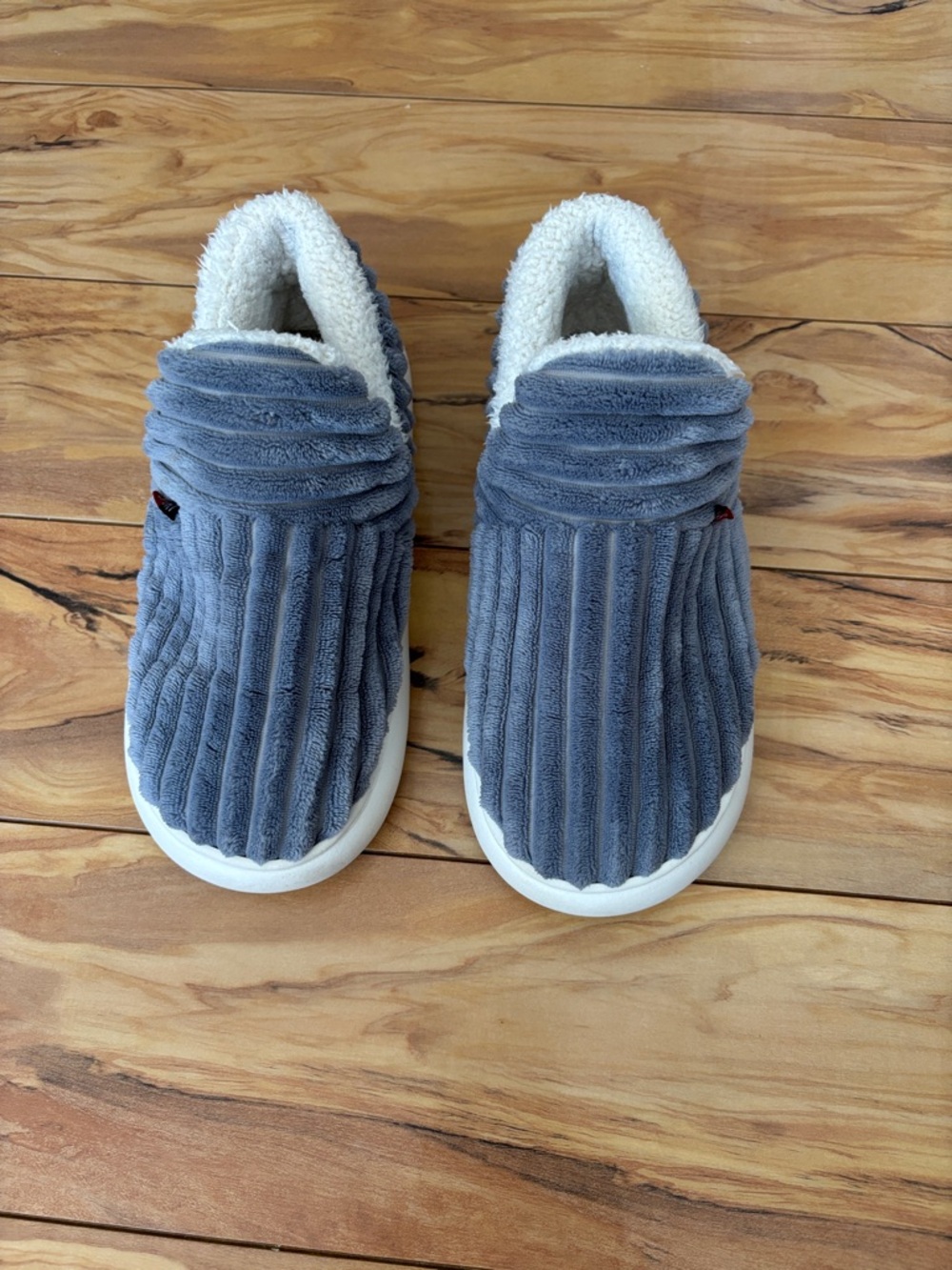 Kids Plush Slip-On Slippers with Sherpa Lining - Gray